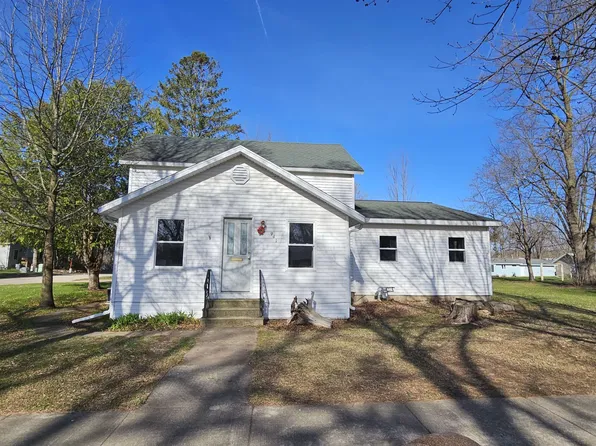 941 S River St, Shawano, WI 54166