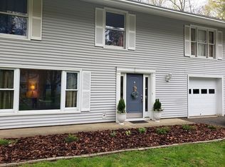 330 Mountain Rd, Wilton, CT 06897