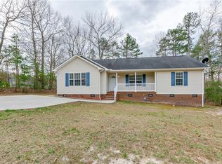 2217 Regency Dr, Randleman, NC 27317