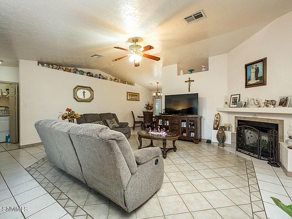 4th image of 6635 Reynolds Dr