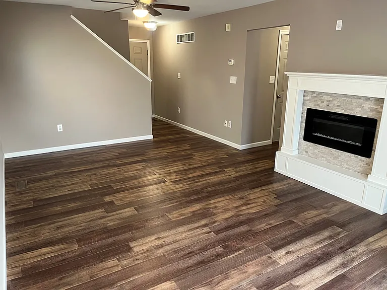 1027 Chesterfield Dr — Photo 6