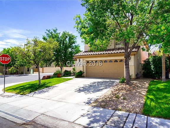 3rd image of 9901 Peseo Cresta Ave