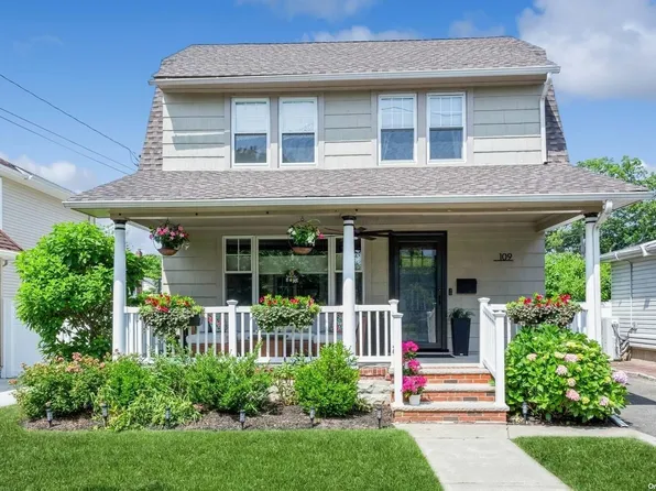 109 Edmund Street, Lynbrook, NY 11563