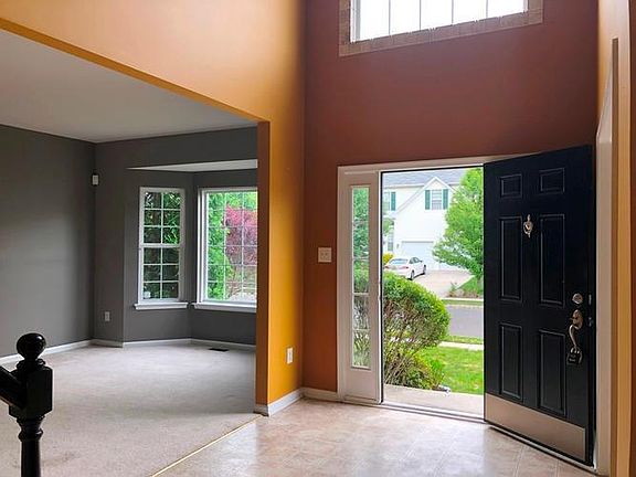 Living Room and Entrance