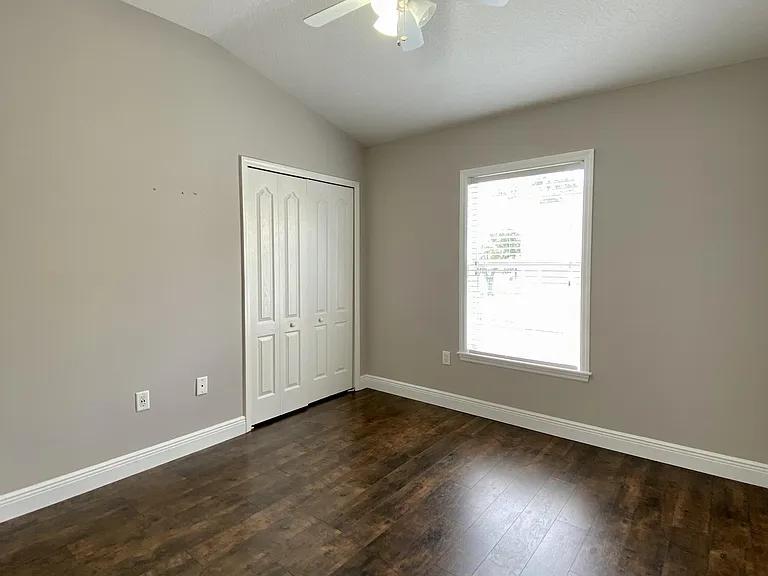 1343 Broken Oak Dr #B — Photo 13