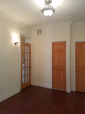 Rented by Keller Williams NYC | media 23