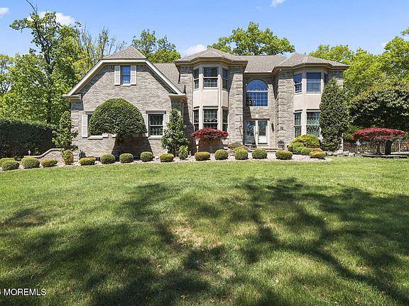 2nd image of 22 Bartram Road