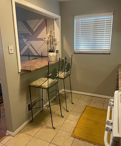9356 Olive Blvd #C — Photo 8