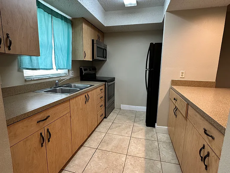 4917 Vilabella Dr #4917 — Photo 13