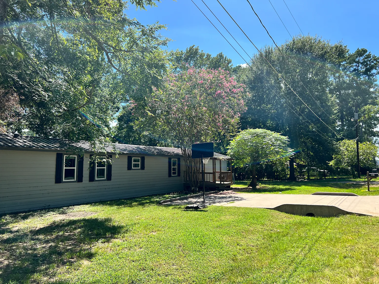 14331 Elmore Dr — Photo 2