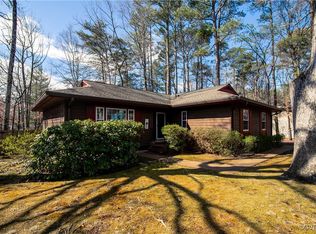 2300 Thousand Oaks Dr, Henrico, VA 23294