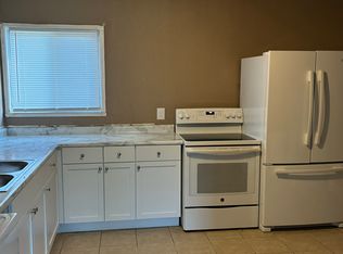 801 Cantrell Hts, Decatur, IL 62521