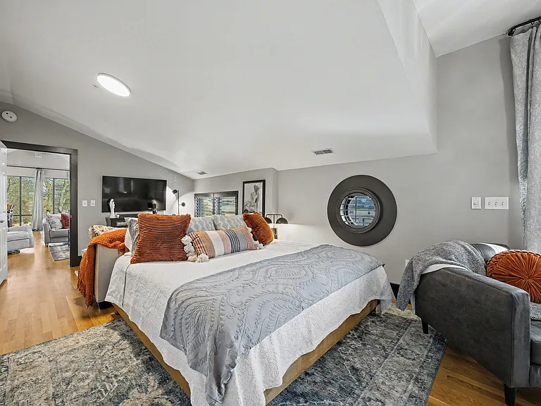 261 S Limestone St #304 — Photo 39