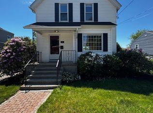 38 Pleasant St, Milford, MA 01757