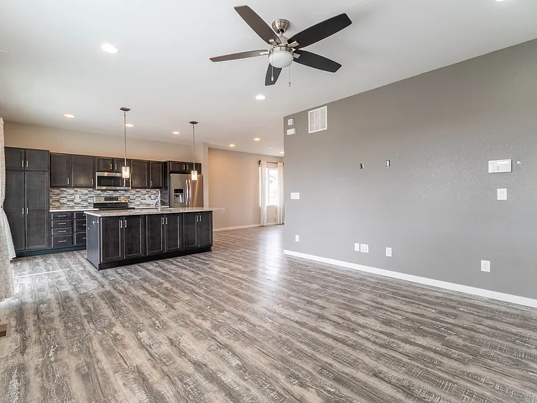 11069 Rifle Ct — Photo 7