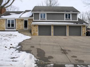 2017 Joy St, Excelsior Springs, MO 64024