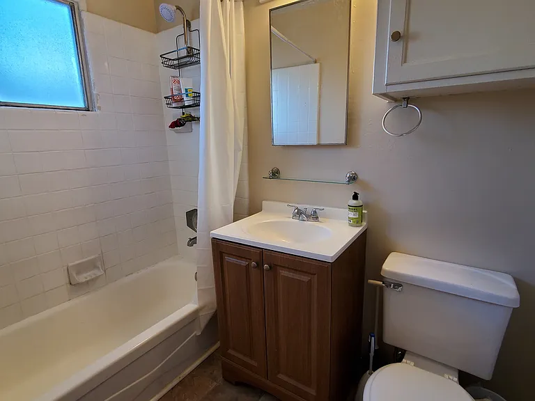 1664 Thomas Ave — Photo 10