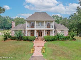 118 Viewpointe Dr, Clinton, MS 39056