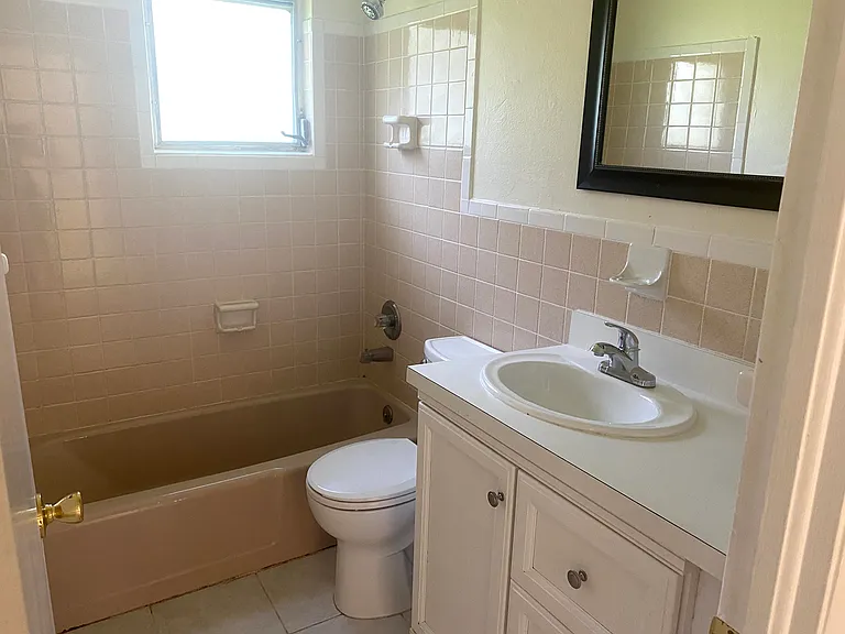 320 Ibis Ave — Photo 8