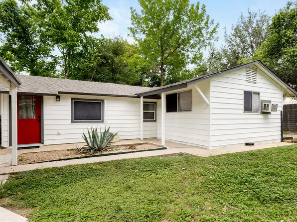 815 Gunter St #B, Austin, TX 78702