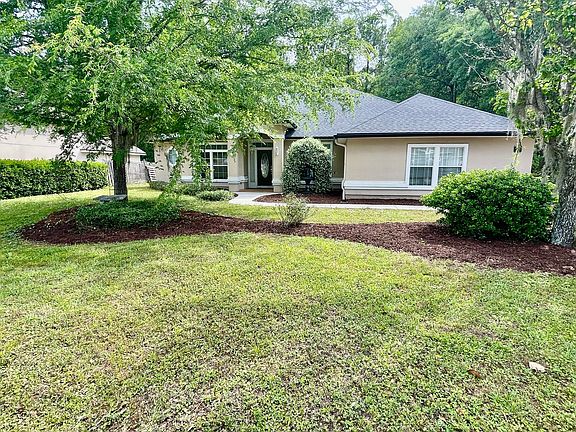 3rd image of 86232 Riverwood Dr