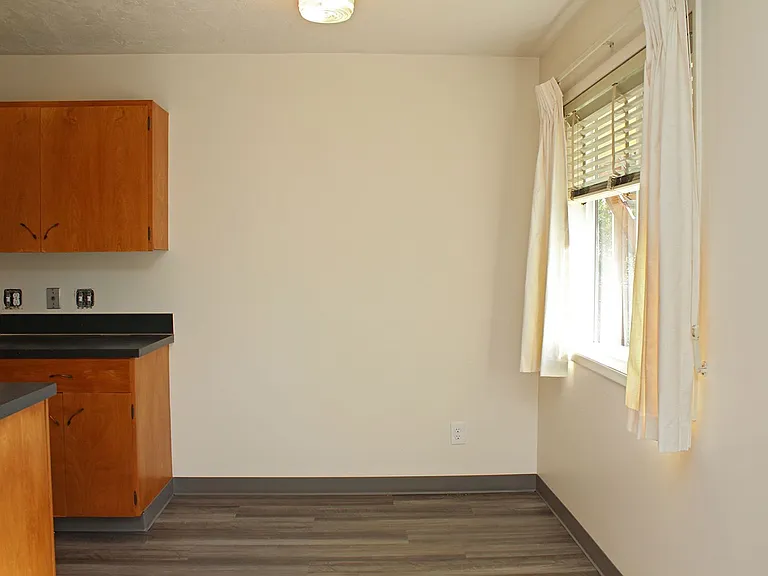 930 SW Gibbs St #1-15 — Photo 7
