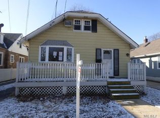 1916 Bryant Pl, Baldwin, NY 11510