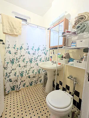 Rented by Manhattan Spaces | media 4
