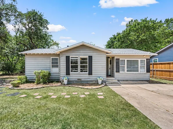 3501 Eastridge Dr, Haltom City, TX 76117