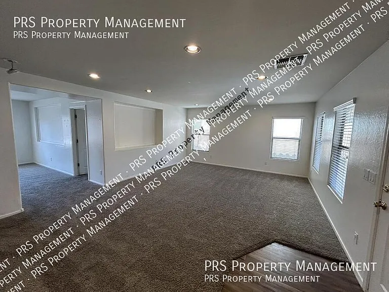 45563 W Starlight Dr — Photo 4