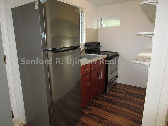 2nd image of 817 Lukepane Ave #B