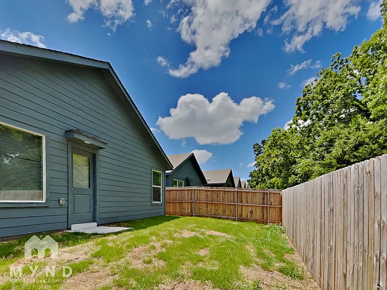 242 Willow Way — Photo 19