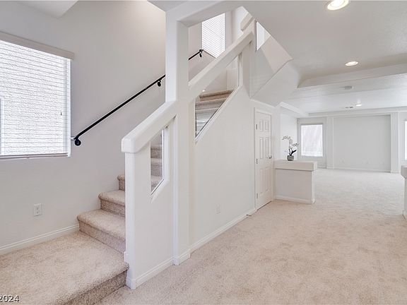 3rd image of 6847 Cavatina Ave