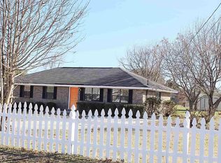 32 Staples Dr, Fort Valley, GA 31030