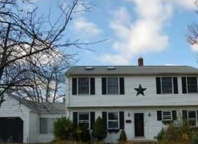 11 Earl St, Johnston, RI, 02919