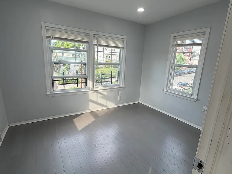 30 Magnolia Ave #2 — Photo 8