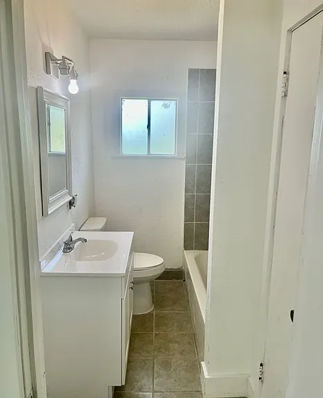 412 Ward St — Photo 2