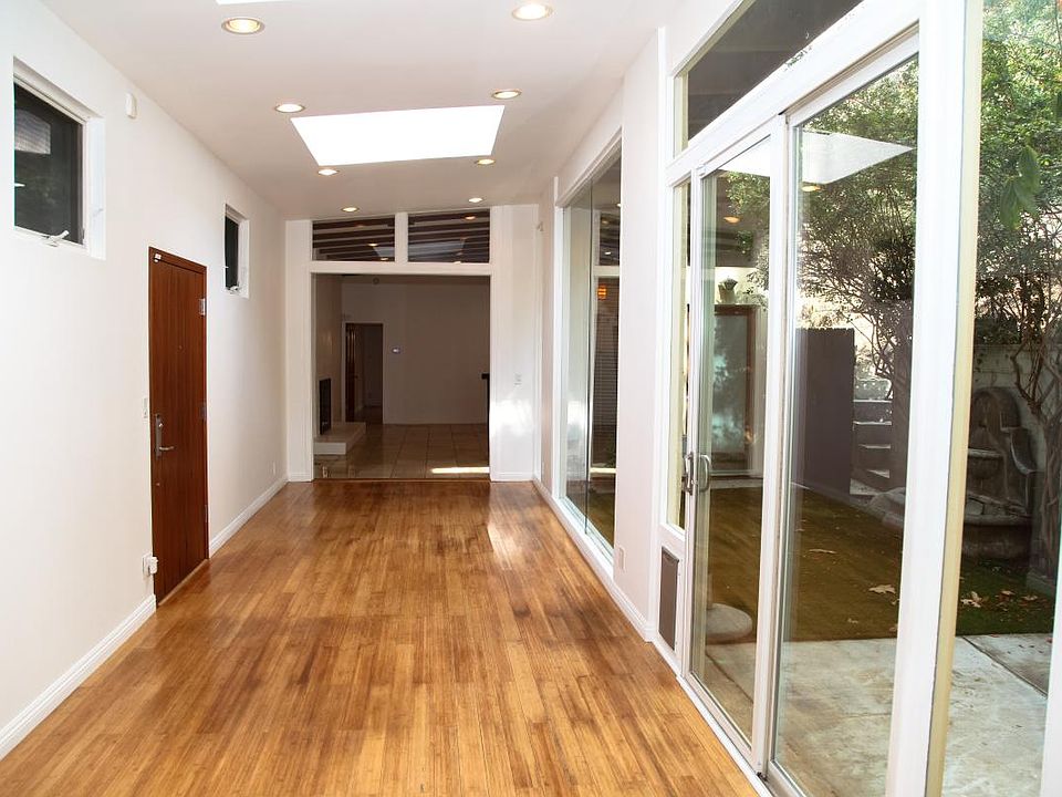 Dining / Breezeway