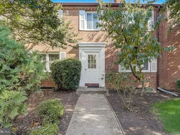 2801 16th Rd S #2801A, Arlington, VA 22204