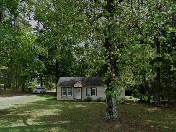 508 Valley Dr, Thomasville, NC 27360