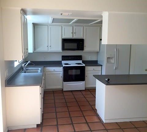 5th image of 54060 Avenida Herrera