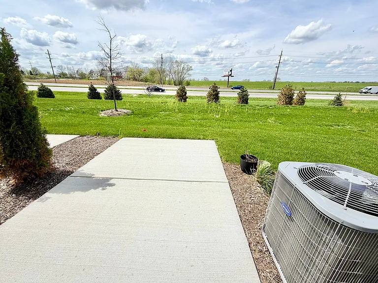 331 Red Oak Cir — Photo 17