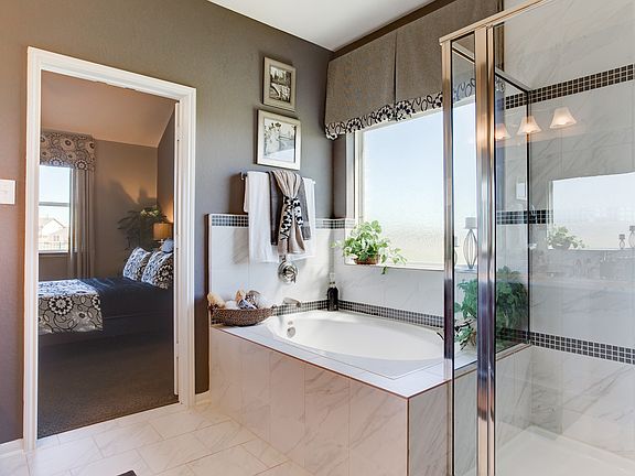 Relaxing owner's bath