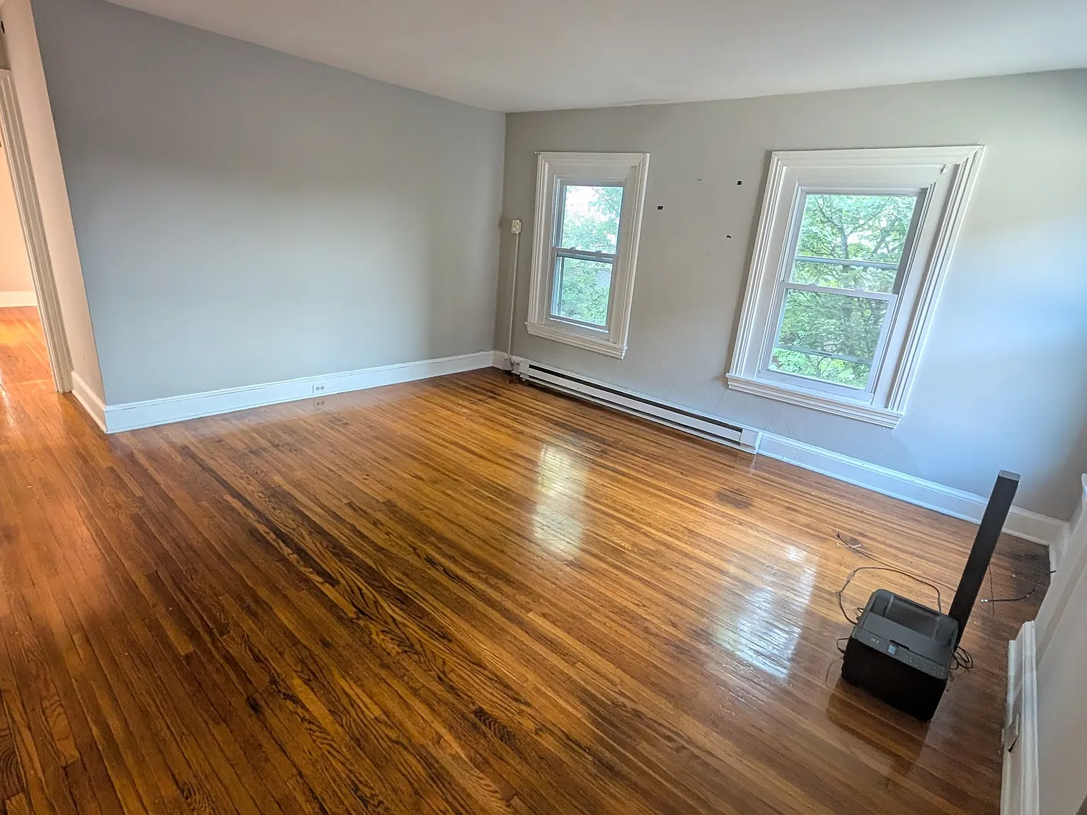 2 bed, 1100 sqft, $1,450 — Photo 2