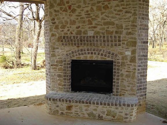 4th image of 2711 S Shady Ln