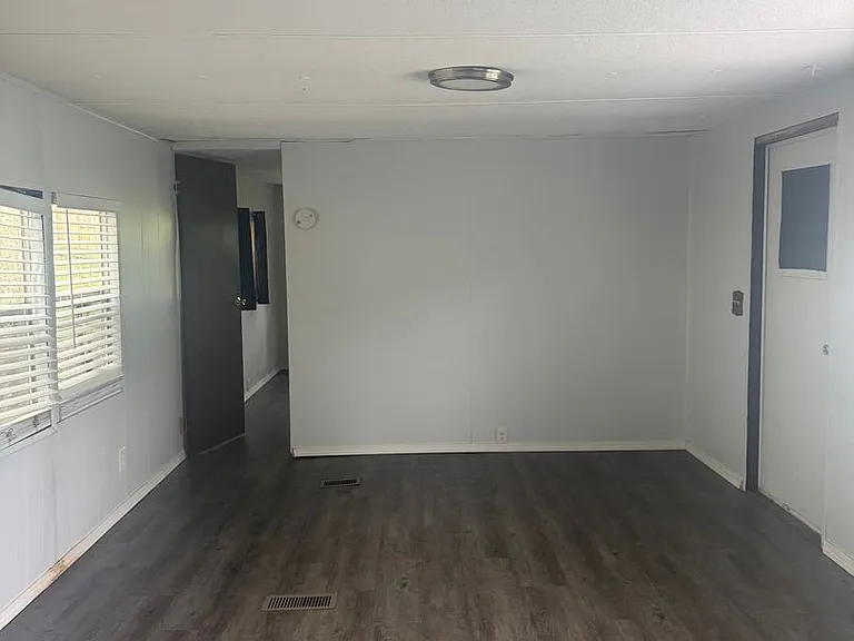 6615 Fitts Rd — Photo 6