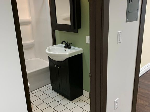 4th image of 8 N 18th Ave W #12