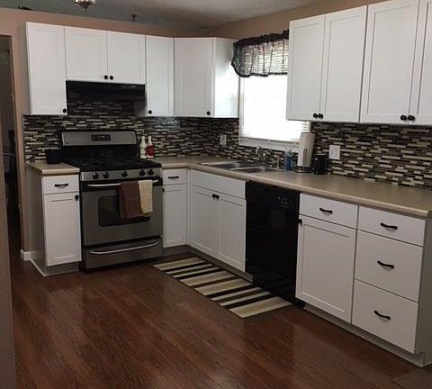 5th image of 2211 W 38th St