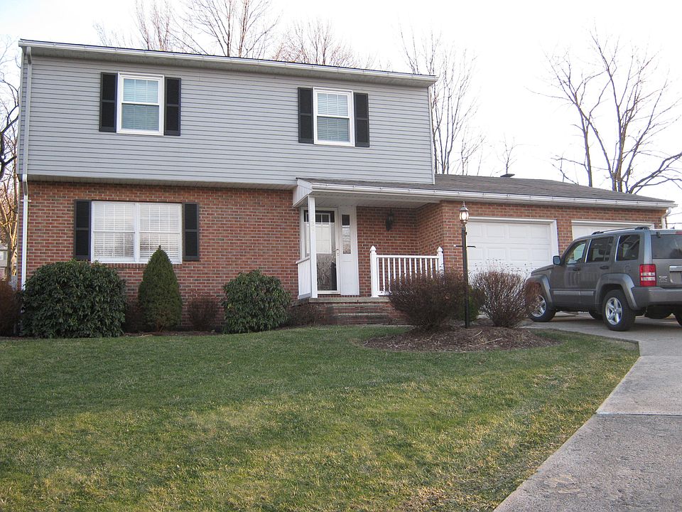 Front View 327 Terlyn