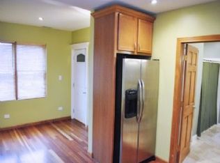 5634 N Ridge Ave #2, Chicago, IL 60660